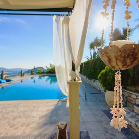 Akros&suites